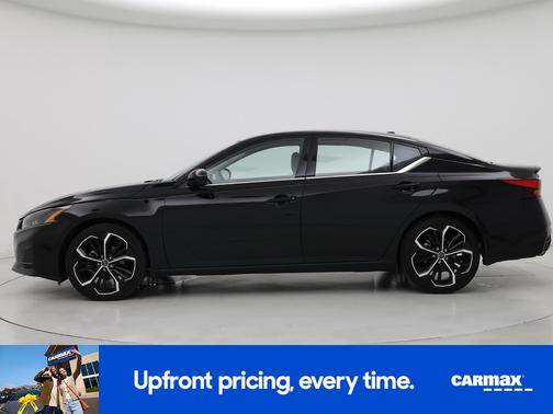 2023 Nissan Altima SR