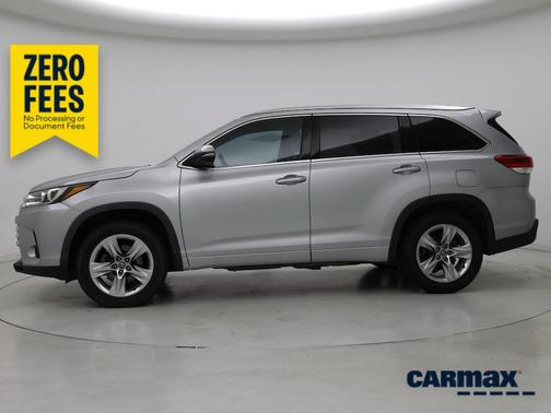 Silver 2019 Toyota Highlander Limited