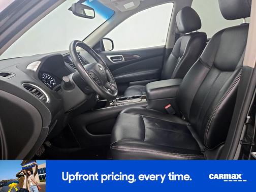 Black 2015 Nissan Pathfinder SL