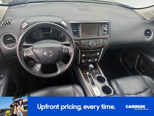 Black 2015 Nissan Pathfinder SL