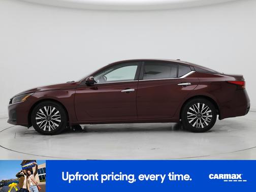 2023 Nissan Altima SV