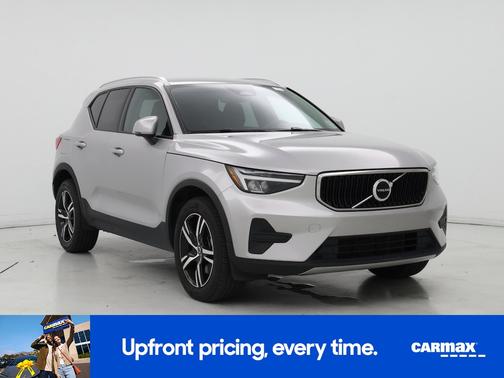 Silver 2023 Volvo XC40 B5 Core