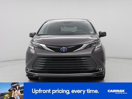 2022 Toyota Sienna Limited
