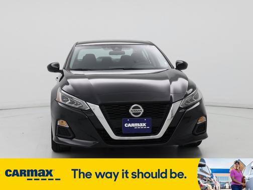 2022 Nissan Altima SV