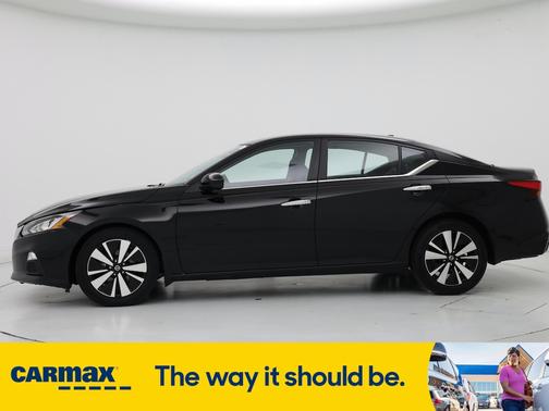2022 Nissan Altima SV