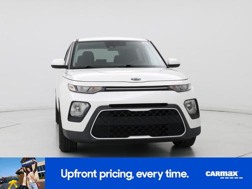 White 2021 Kia Soul LX