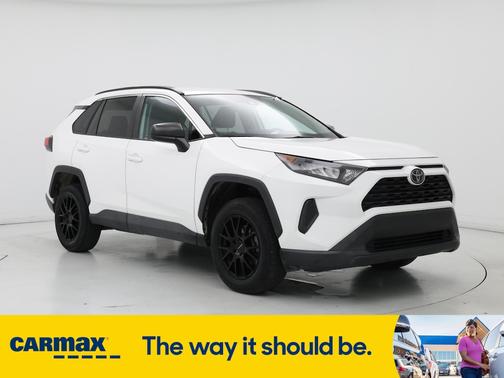 2020 Toyota RAV4 LE