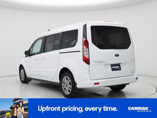 White 2022 Ford Transit Connect XLT