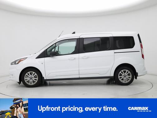 White 2022 Ford Transit Connect XLT