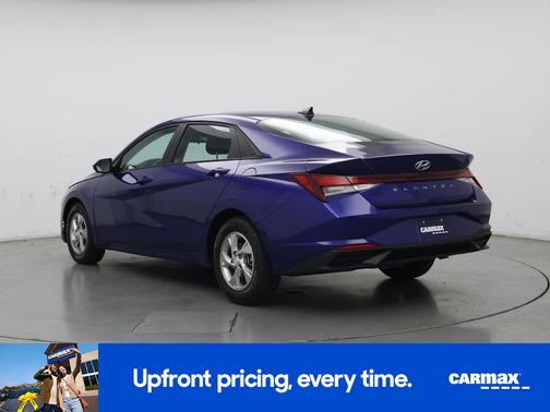 2023 Hyundai ELANTRA SE