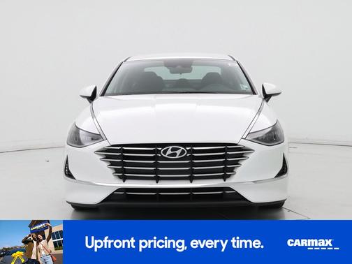 2022 Hyundai SONATA SE