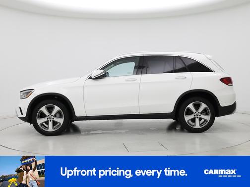 White 2022 Mercedes-Benz GLC 300