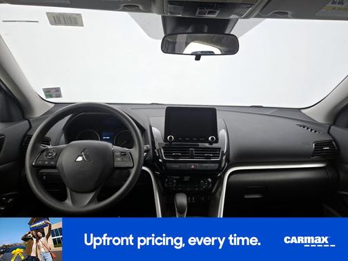 White 2024 Mitsubishi Eclipse Cross LE