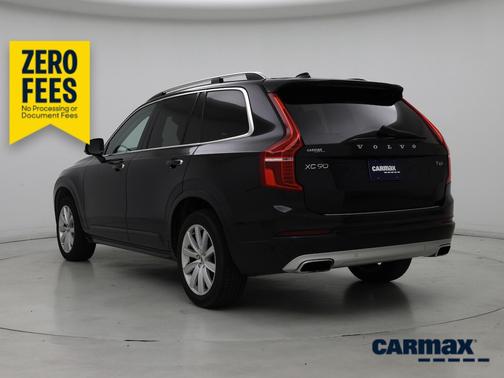 Black 2016 Volvo XC90 T6 Momentum