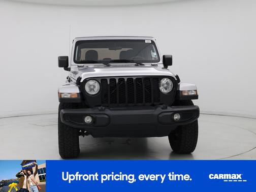Silver 2022 Jeep Gladiator Willys Sport