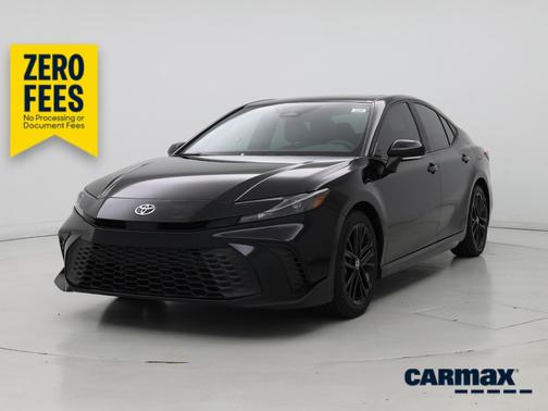 Black 2025 Toyota Camry SE
