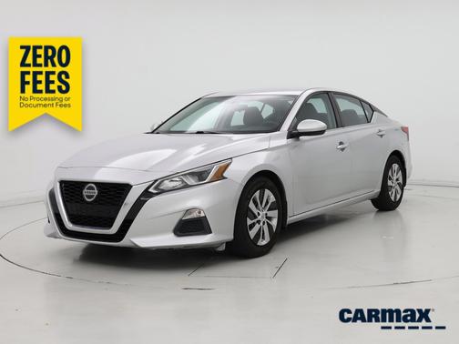 Silver 2019 Nissan Altima S