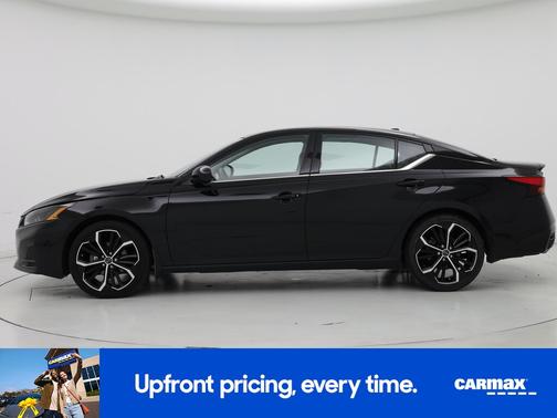 2023 Nissan Altima SR