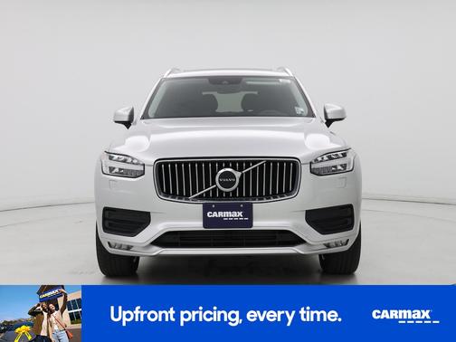 2021 Volvo XC90 T6 Momentum