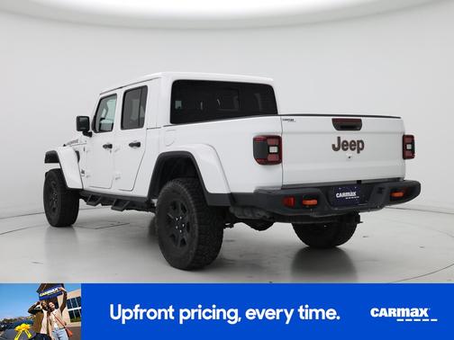 White 2021 Jeep Gladiator Mojave