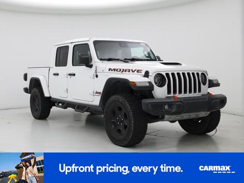 White 2021 Jeep Gladiator Mojave