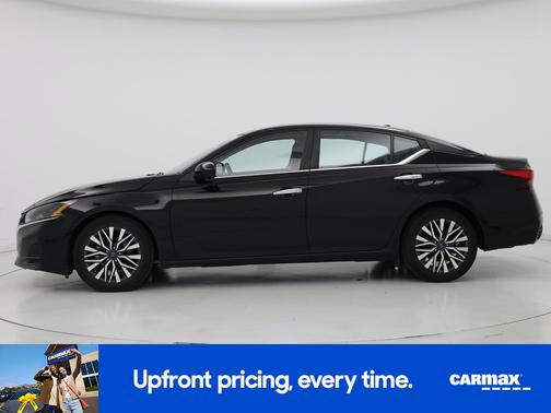 2023 Nissan Altima SV