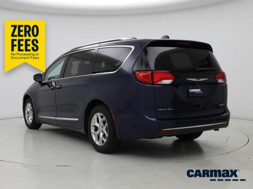 Blue 2018 Chrysler Pacifica Limited
