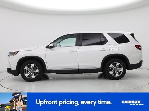 White 2024 Honda Pilot EX-L