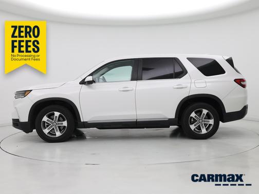 White 2024 Honda Pilot EX-L