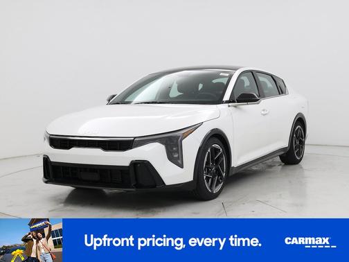 White 2025 Kia K4 GT-Line