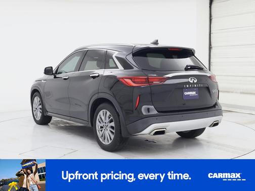 Black 2023 INFINITI QX50 Luxe