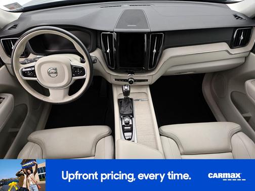 Gray 2021 Volvo XC60 T5 Inscription