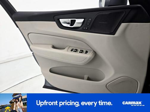 Gray 2021 Volvo XC60 T5 Inscription