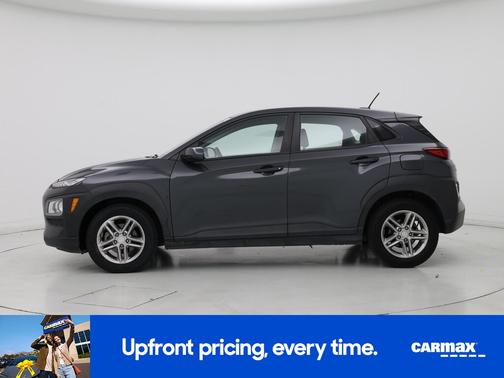 Gray 2019 Hyundai KONA SE