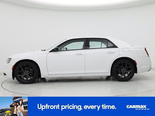 2023 Chrysler 300 Touring