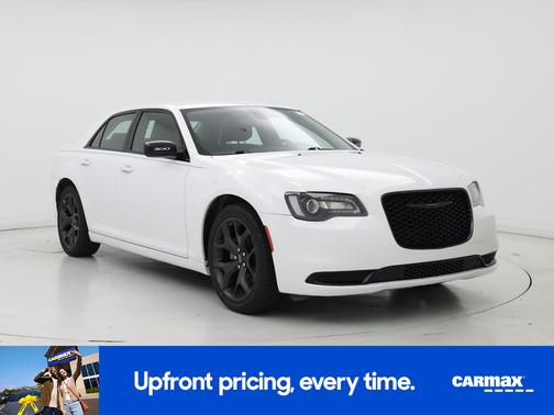 2023 Chrysler 300 Touring