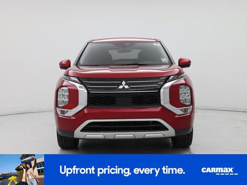 Red 2022 Mitsubishi Outlander SE