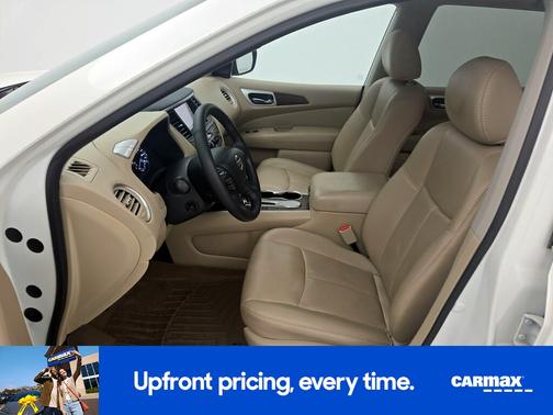 White 2019 Nissan Pathfinder Platinum