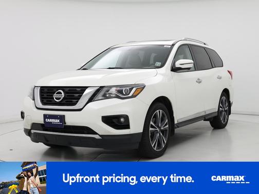 White 2019 Nissan Pathfinder Platinum