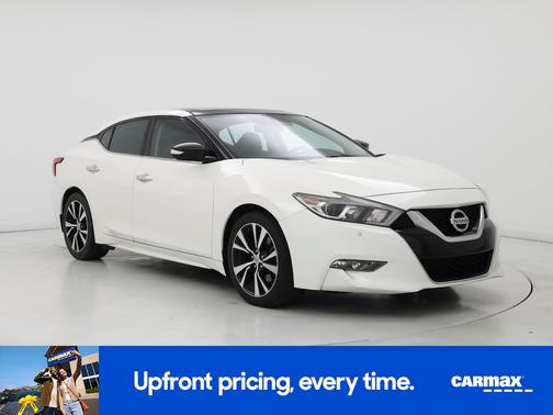 White 2018 Nissan Maxima SL