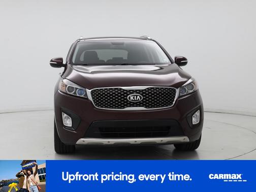 Burgundy 2017 Kia Sorento SX