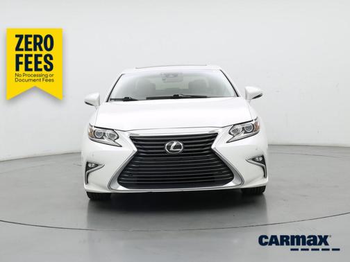 White 2017 Lexus ES 350