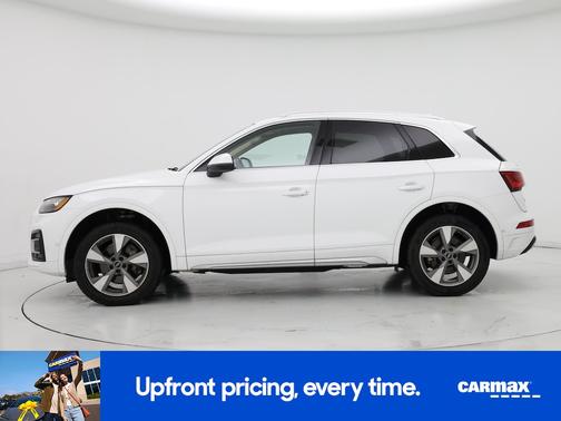 White 2023 Audi Q5 Prestige