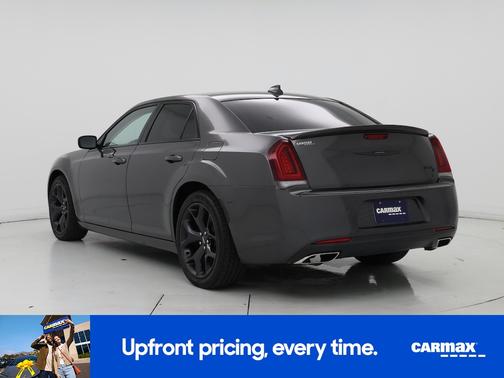 2021 Chrysler 300 Touring