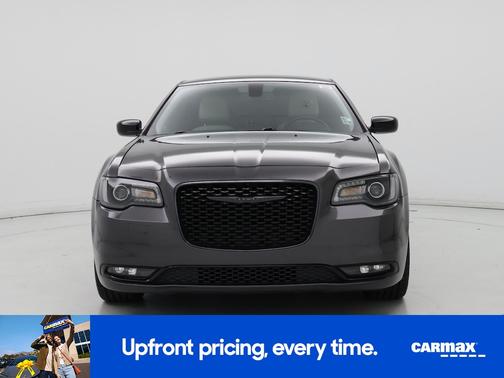2021 Chrysler 300 Touring