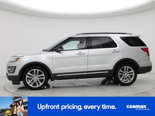 Silver 2016 Ford Explorer XLT
