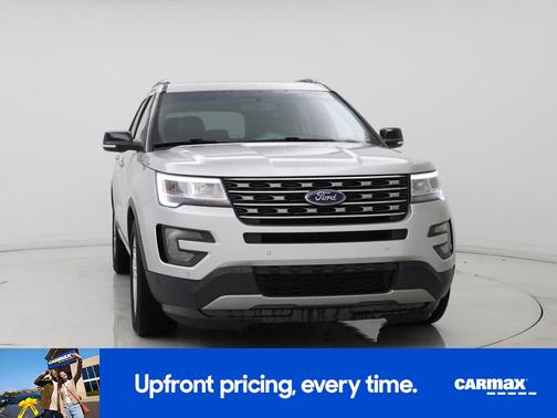 Silver 2016 Ford Explorer XLT