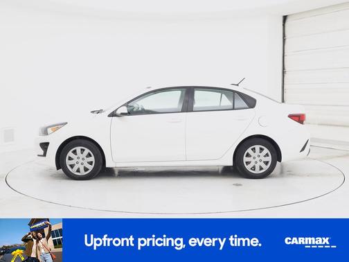 White 2022 Kia Rio S