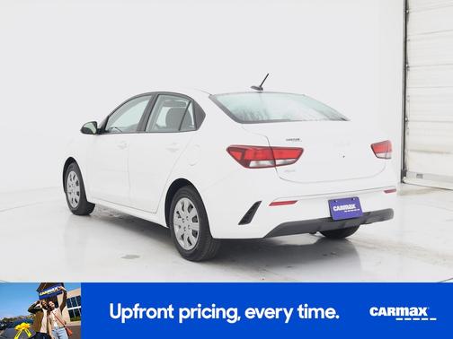 White 2022 Kia Rio S