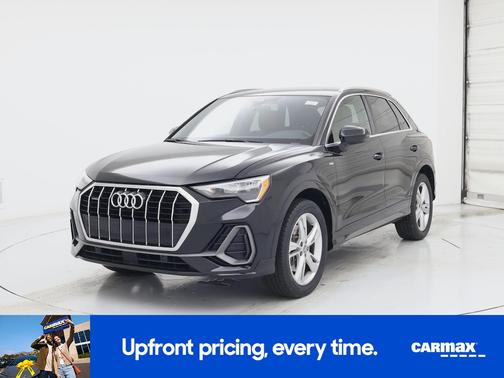 Black 2020 Audi Q3 Premium